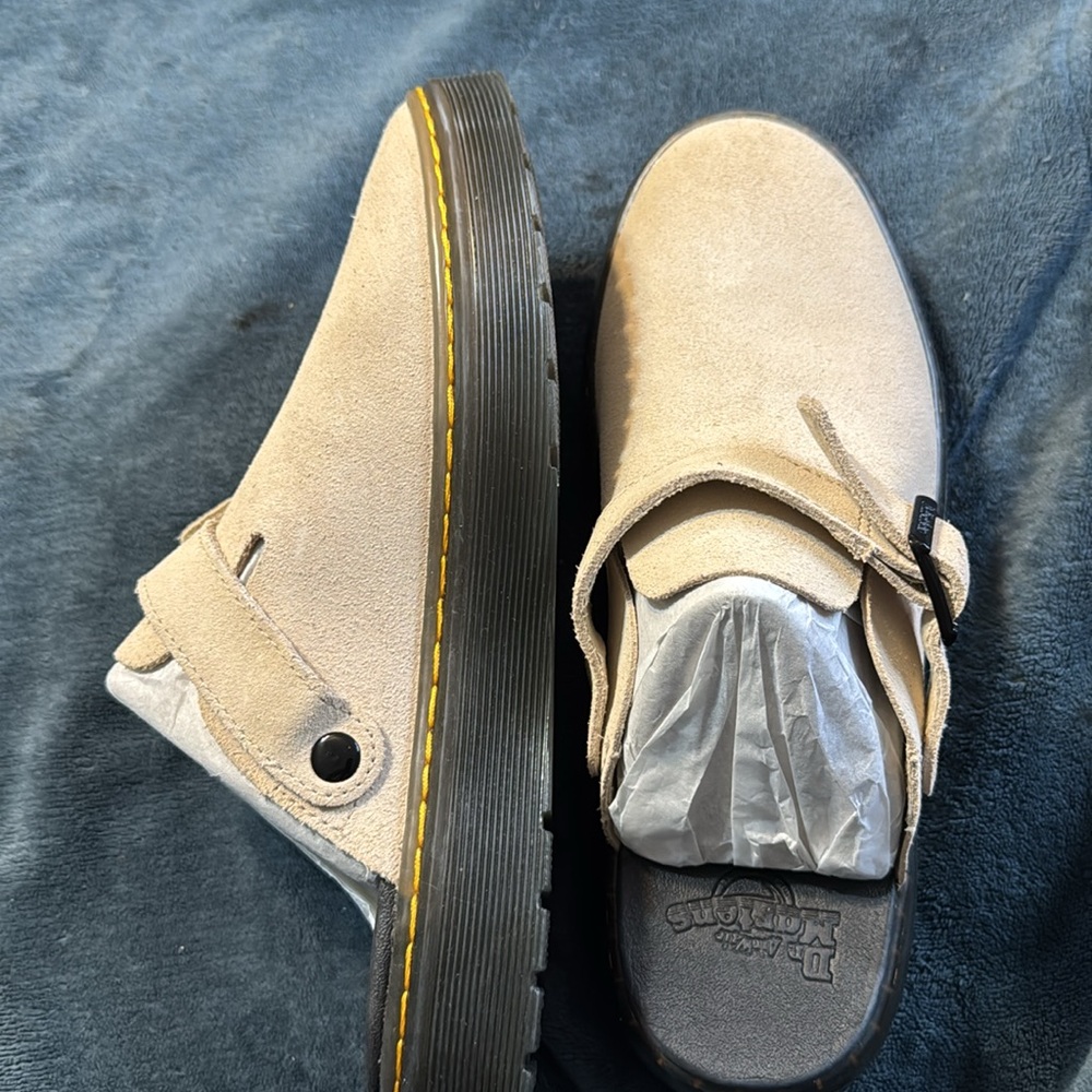 Dr. Martens Carlson Clog - Picture 3 of 8